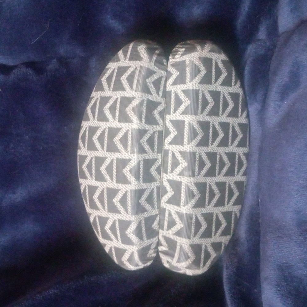Michael Michael Kors Glasses Case - Picture 5 of 5
